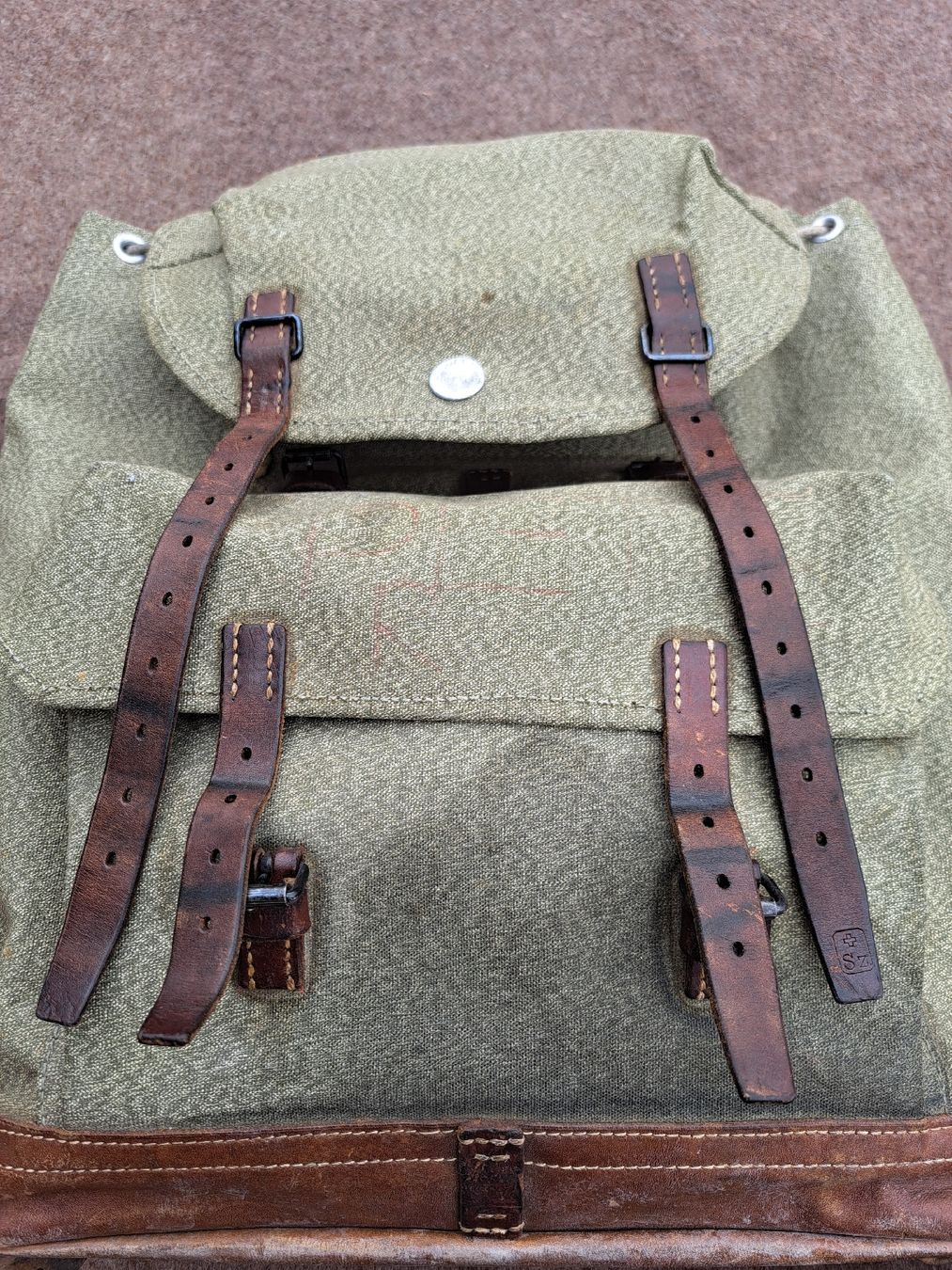Schweizer Armee Rucksäcke: schweizer Armeerucksack "Salt&Pepper" – Gebraucht aus Zufikon von olinielsen 8