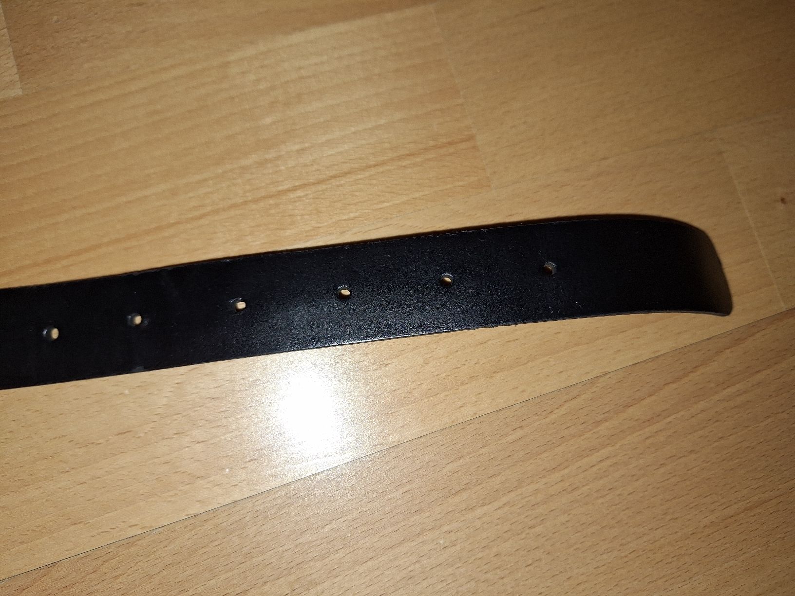 H&M Altro per bambini: schwarzer Gürtel von H&M in Gr. 65 – Usato da Oberrieden venduto da man_tky9 1