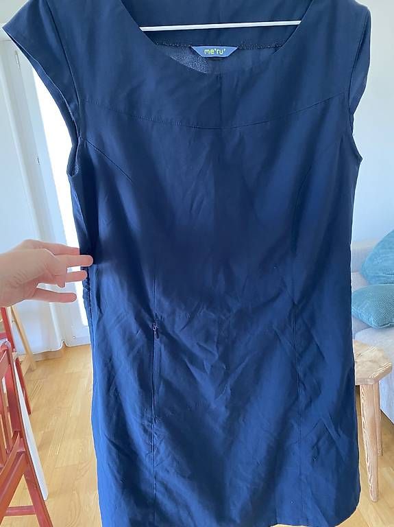 Robes: Edles Kleid von ME°RU' – D'occasion à Zürich par emw_cpq8 2