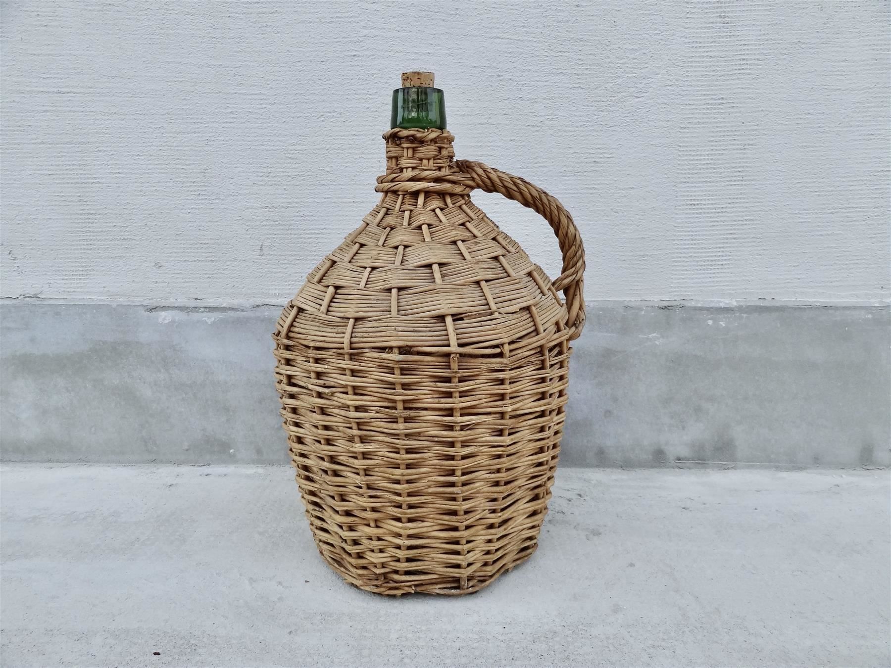 Flaschen: Korbflasche 7.6 Liter 1949 geeicht antik – Neu und originalverpackt aus Kerzers von Flaschenposten 2