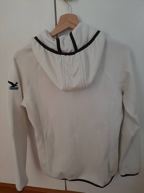 Giacche: Salewa Jacke; Grösse 38 / weiss – Usato da Bülach venduto da Debbie017 1