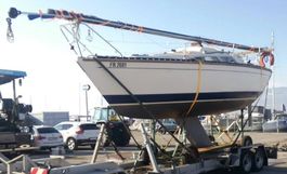 Segelboot Motorboot mit Boje Hafentrailer 8PS Motor