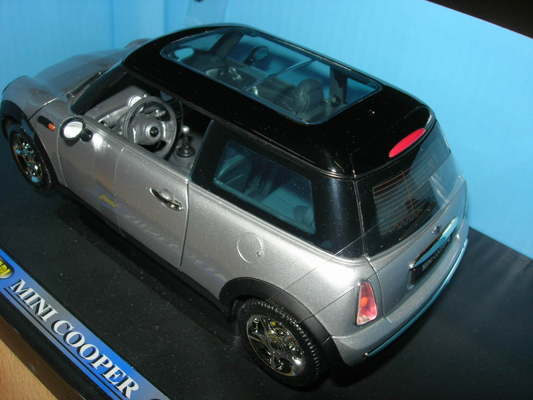 Cooper Modellini d'auto: Mini Cooper Titan Silver * Jadi 1:18 – Nuovo e nell'imballaggio originale da Hornussen venduto da Amw 1