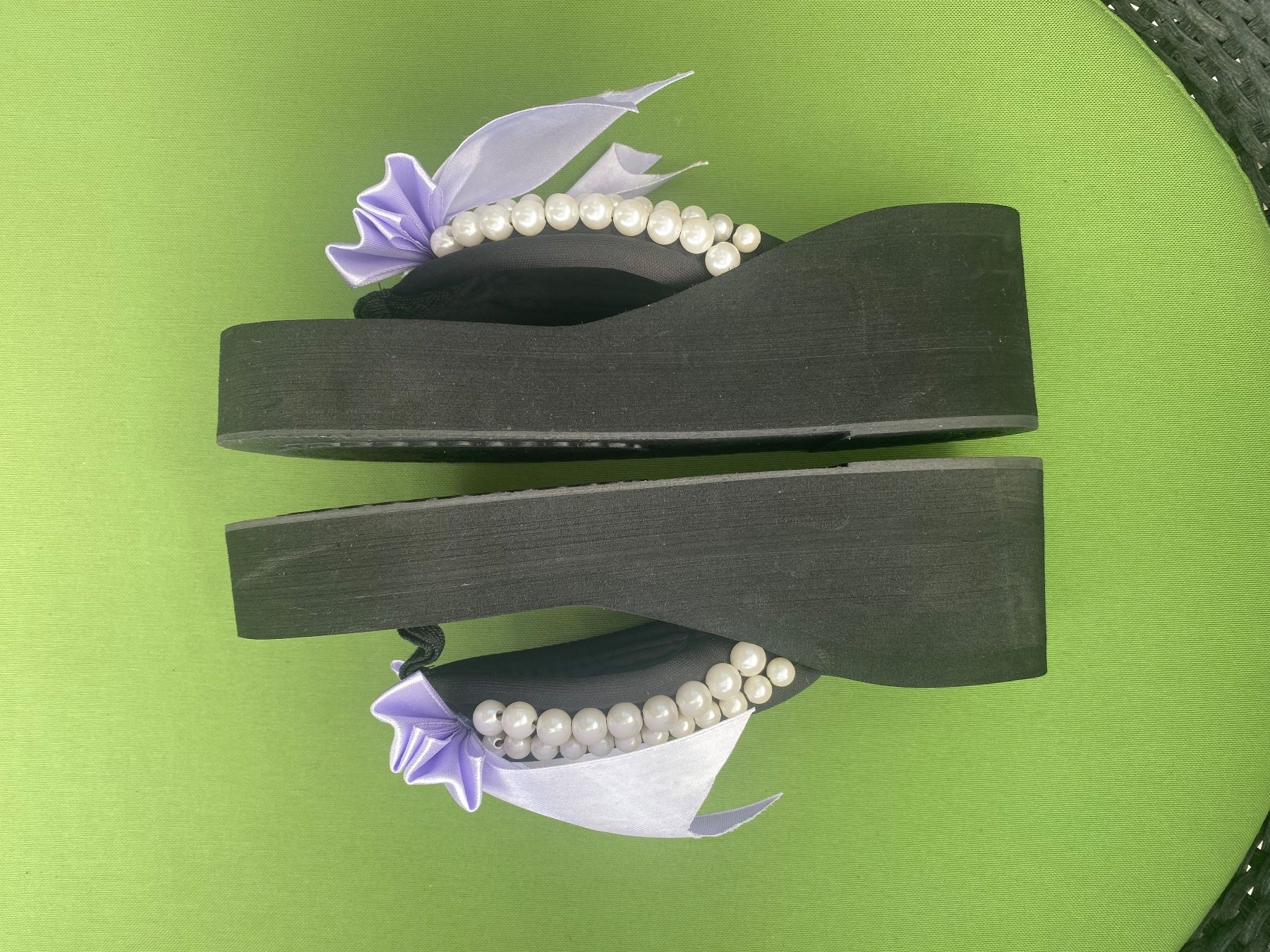 Scarpe da donna: SUMMERTIME - stylische Flip-Flops mit Perlen, nero, 39 – Nuovo e nell'imballaggio originale da Winkel venduto da ferrari2022 4