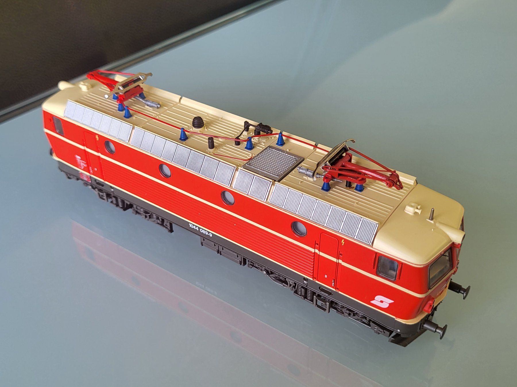 Roco Modelleisenbahnen: H0 ROCO ÖBB 1044 089-9 – Neu (gemäss Beschreibung) aus Oberburg von sensetal 4