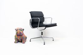 Vitra Eames Aluminium Chair EA 208 Leder Nr. 3