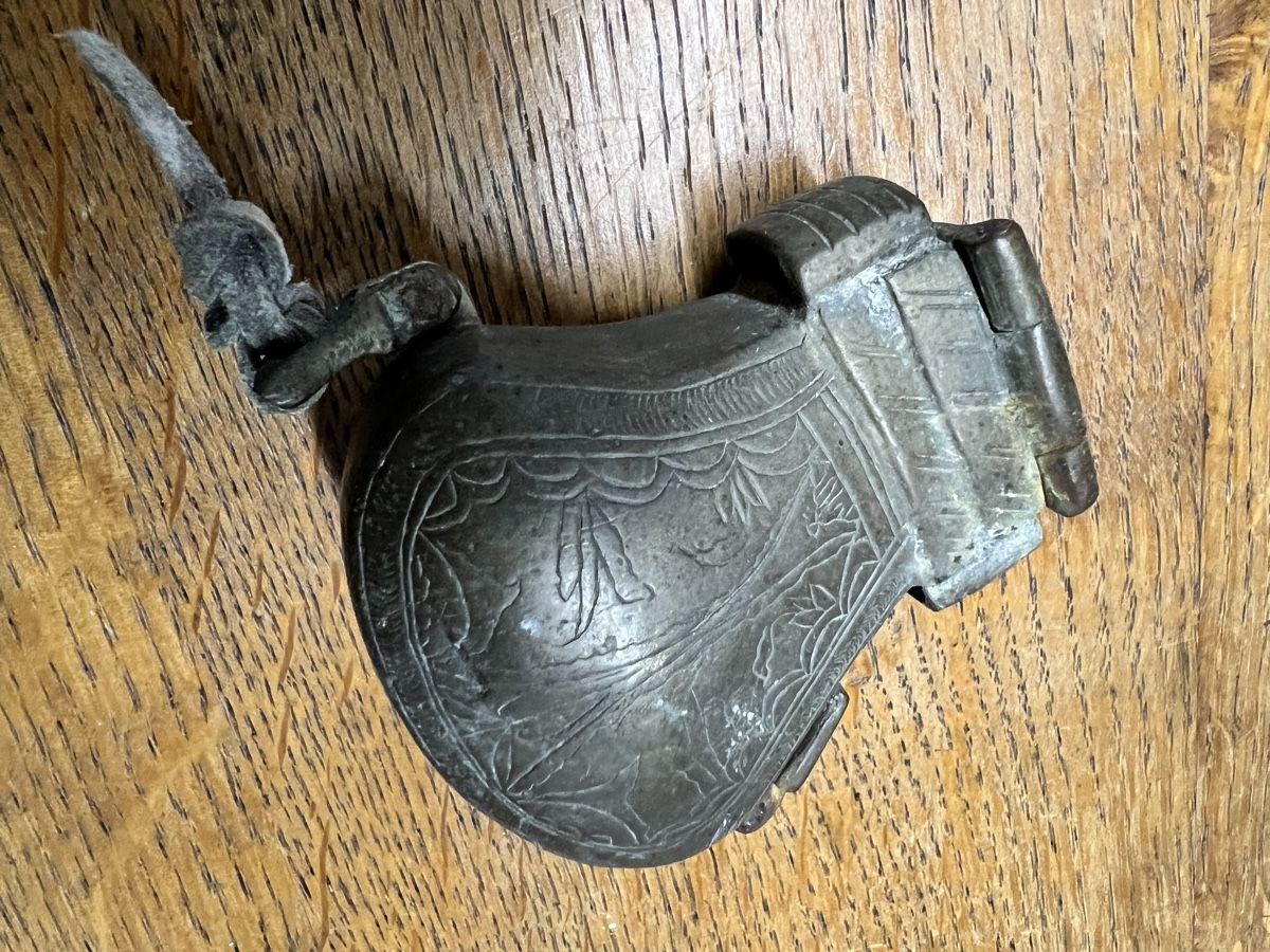 Bottiglie: Schiesspulver – Usato da Urdorf venduto da Glouis 1