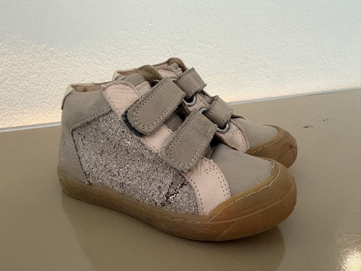 Chaussures garçon: Benjie Lauflernschuhe, Grösse 25 – D'occasion à Gockhausen par lenibeni