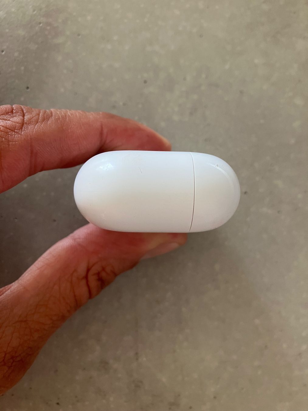 Apple Casques audio: APPLE AIRPODS PRO 2 Case – D'occasion à Lausanne par mr.v 8