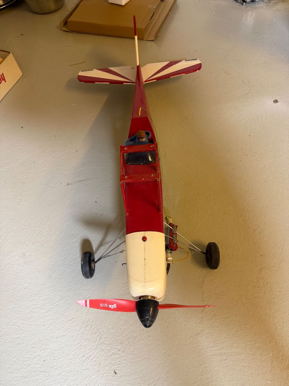 Modellismo RC: Modellflugzeug TOMMY, ohne Flügel – Usato da Duggingen venduto da Ysvogel 1