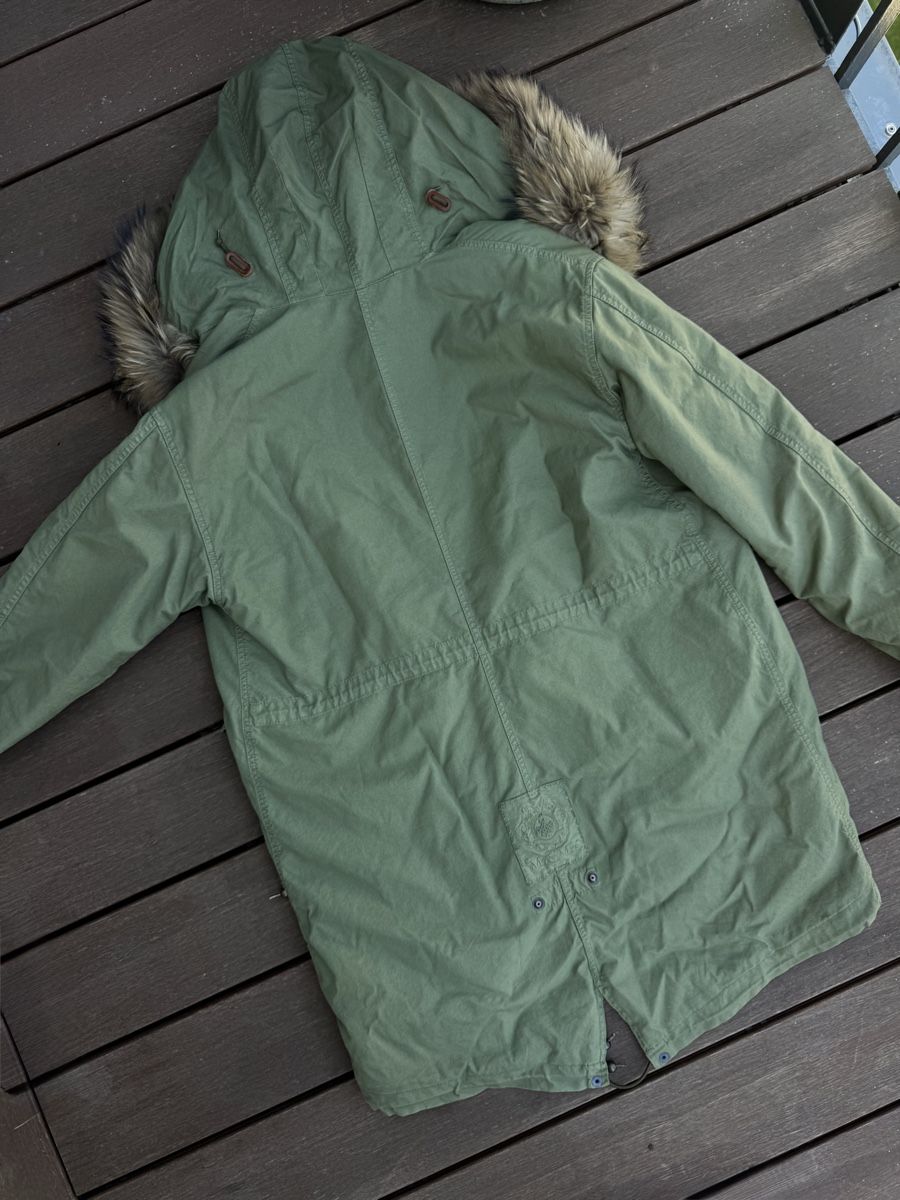 Vestes: Veste d’hiver  – D'occasion à Genève par pas_z6kp 2