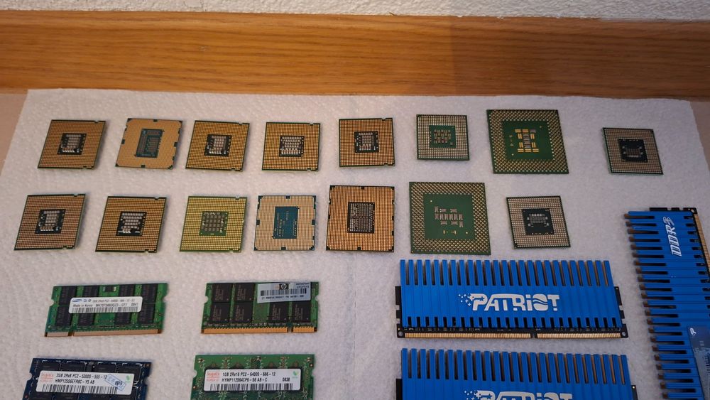 Stock RAM e CPU (Gebraucht) in Genestrerio für CHF 20 – mit Lieferung ...