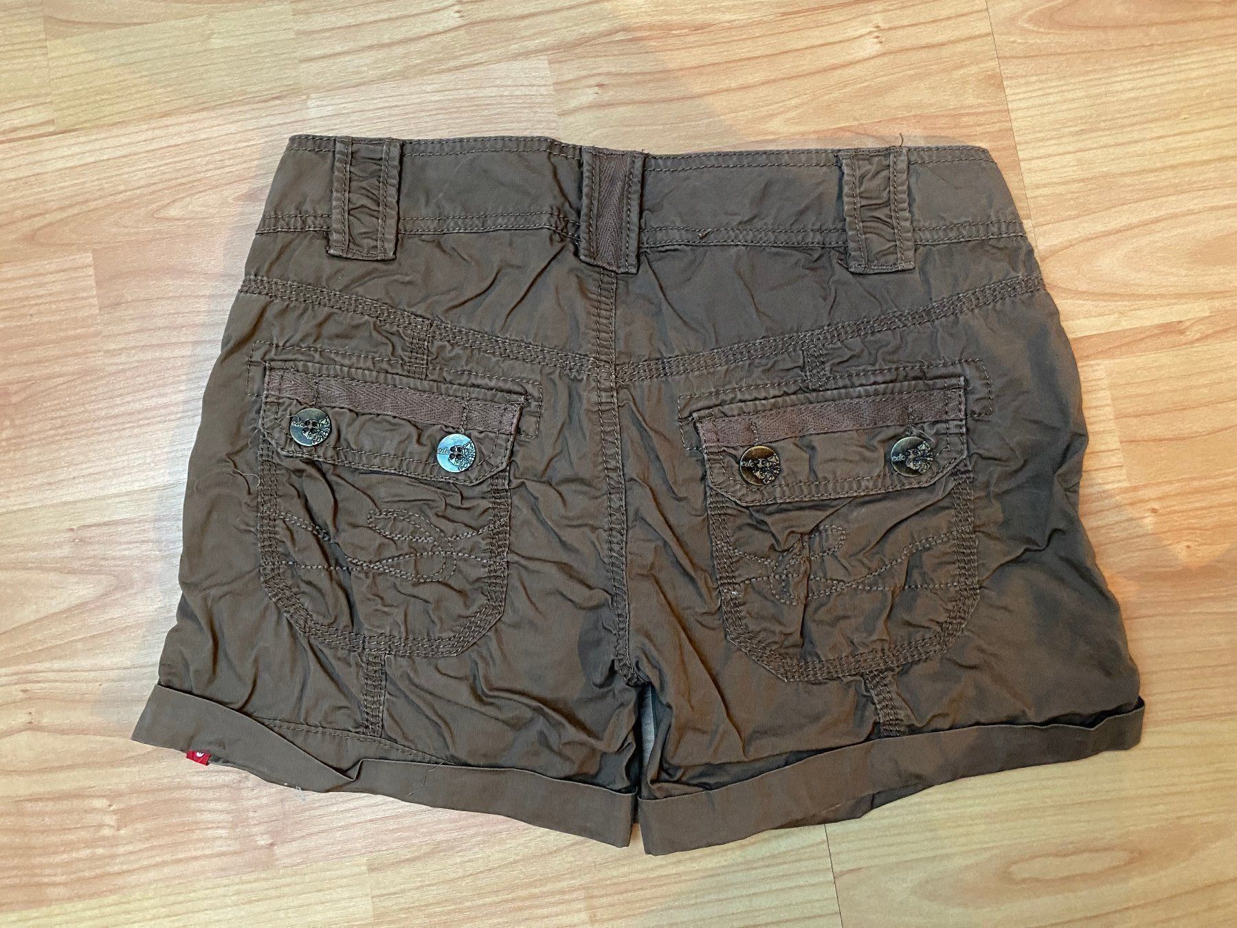 Esprit Hosen: Esprit kurze Hose Play - Grösse 34 – Gebraucht aus Eschenbach SG von Peachick 1