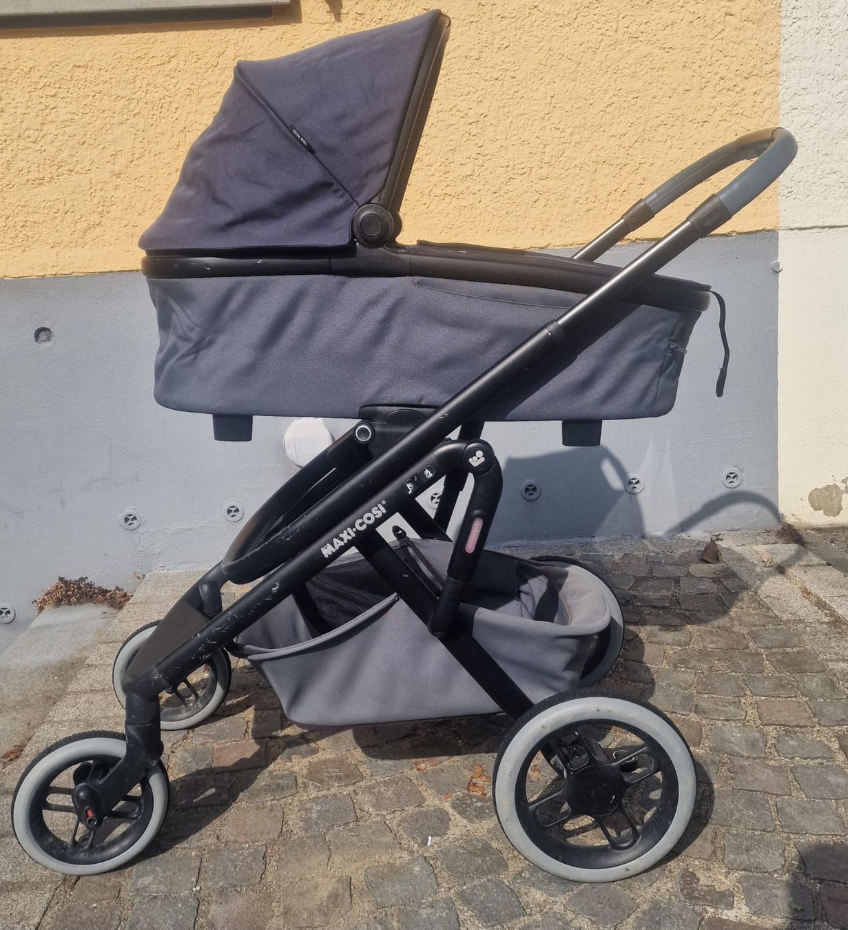 Maxi-Cosi Carrozzine: Kinderwagen Starter-Set – Usato da Winterthur venduto da lar_pkk9 3