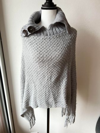 Poncho S SHEIN NEUE