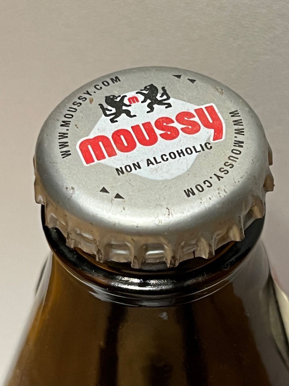 Cardinal Gläser, Krüge & Flaschen: Brauerei / Cardinal / Moussy / Strawberry / 330ml / Export – Gebraucht aus St.Silvester von Gila-Monster 1