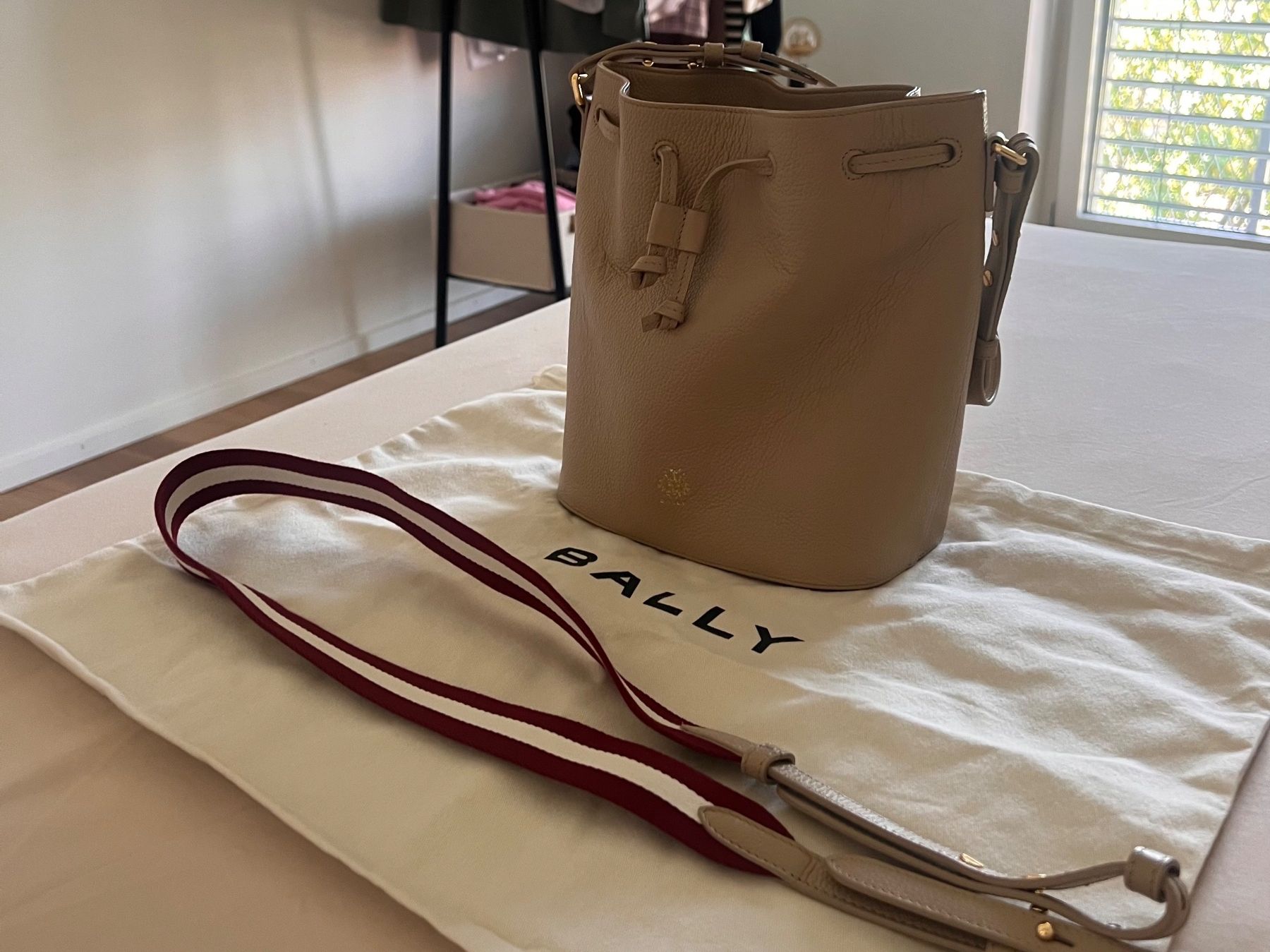 Bally Borse da donna: Schöne Leder Handtasche von Bally – Usato da Zürich venduto da Dolce_90 4