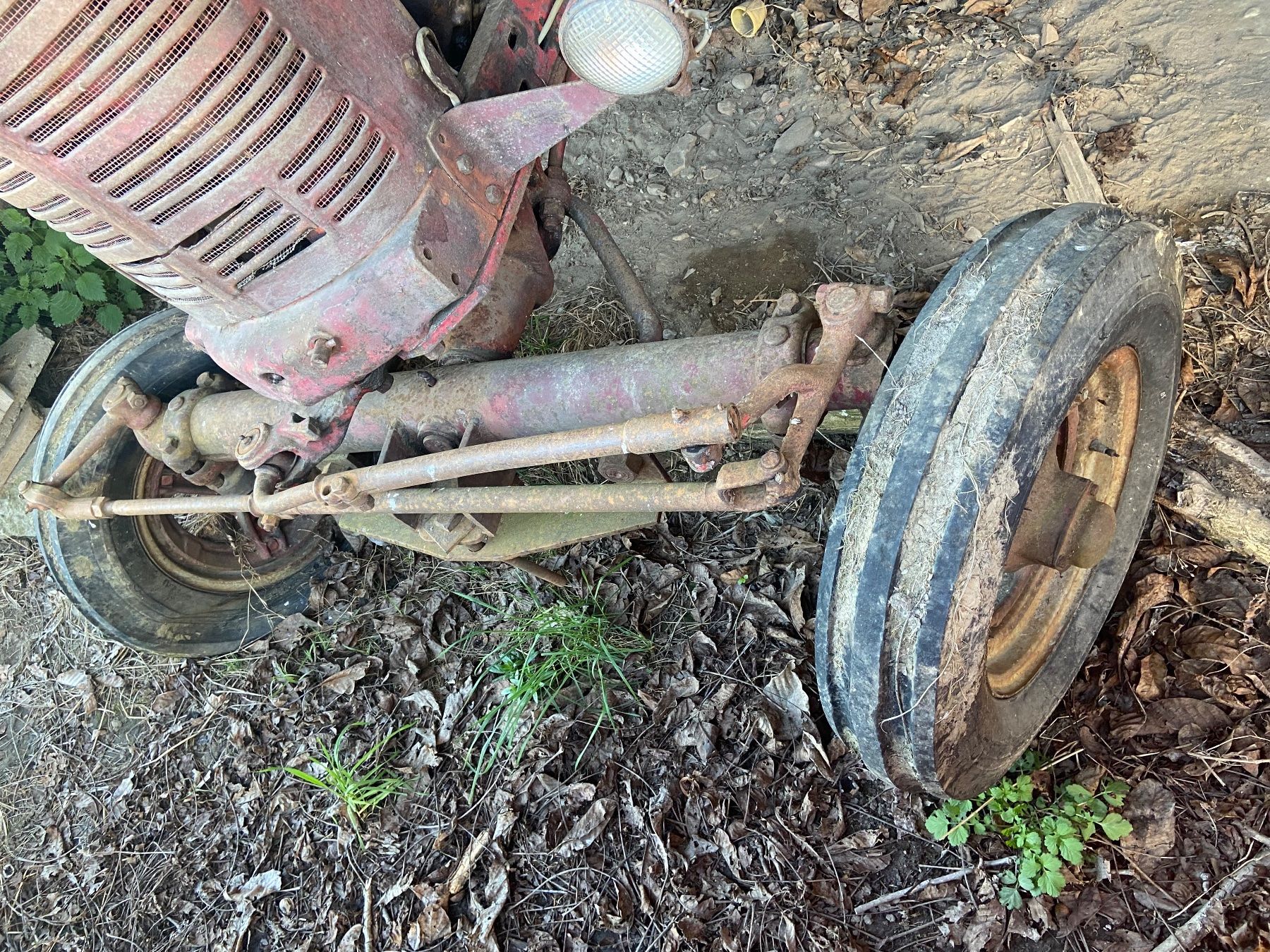Trattori: Farmall H – Difettoso da Gurmels venduto da T7.220 7