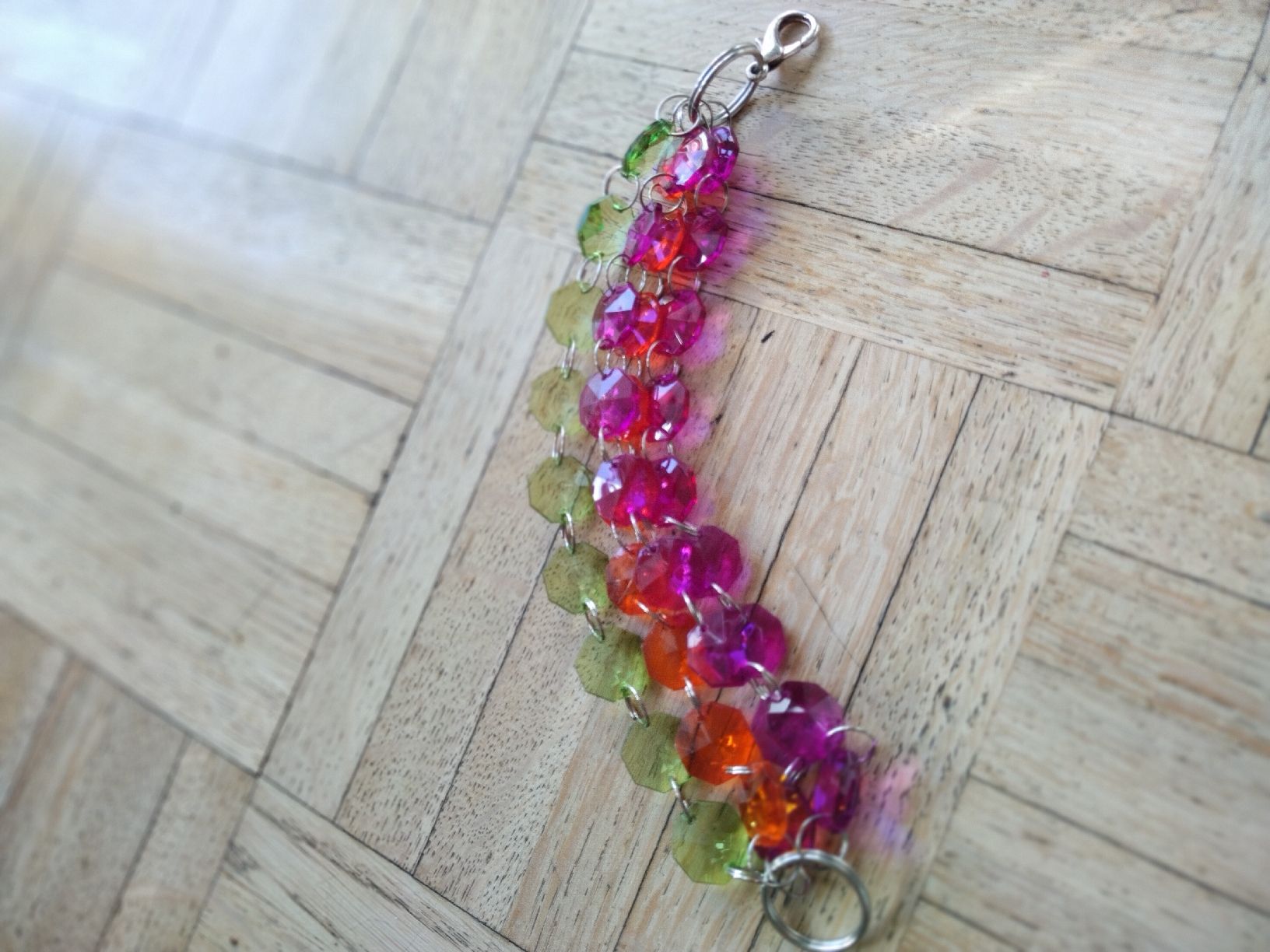 Bracelets: Bracelet perles acryliques colorées 🌈 – D'occasion à Mühleberg par Eliboub 3