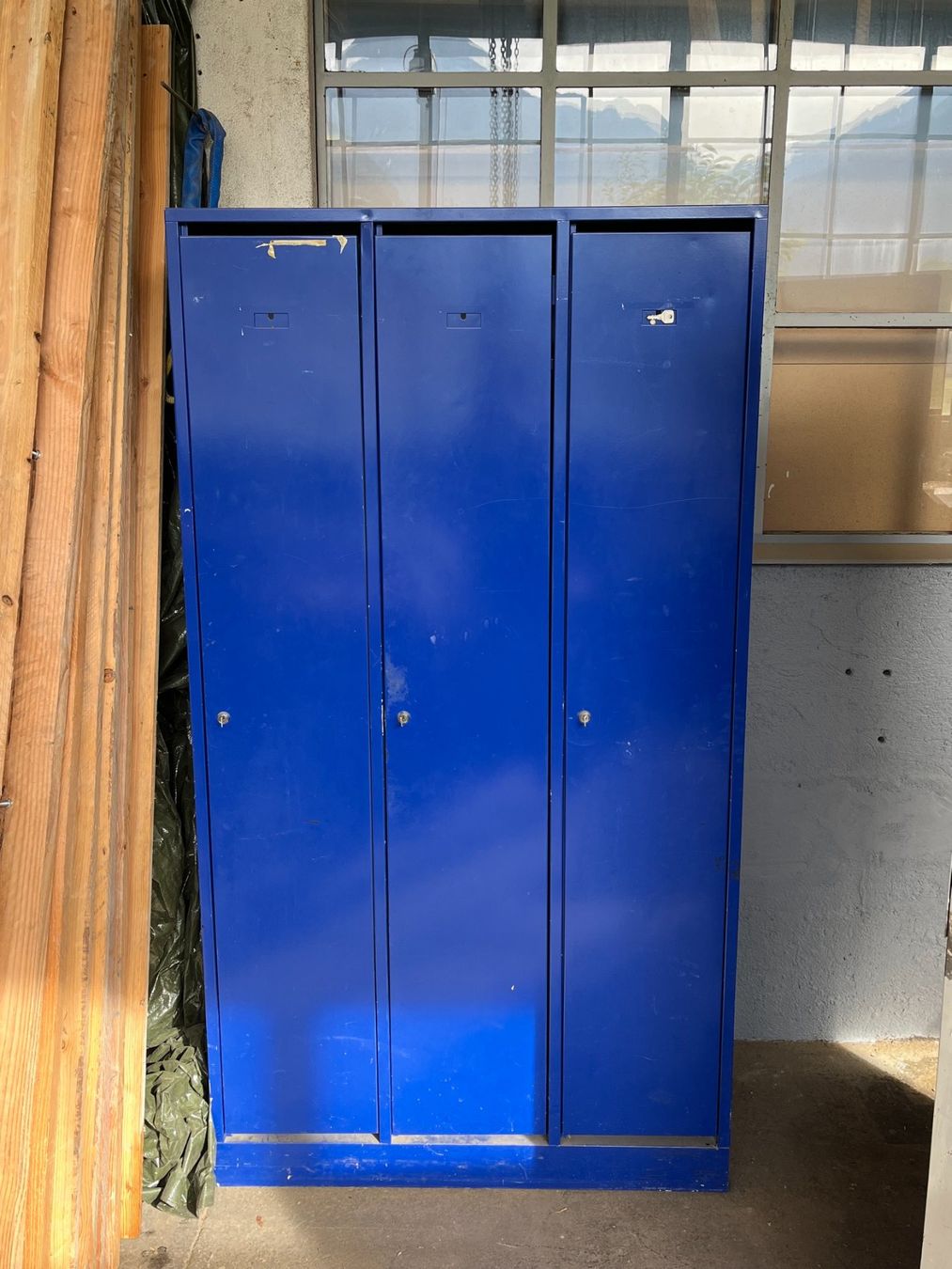 Guardaroba: Garderobenschrank 3 Teilig – Usato da Altdorf UR venduto da Ragde57