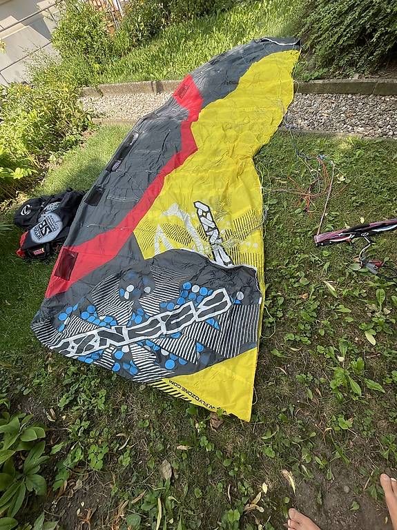 Ozone Aquilone: Kite 9m2 – Usato da Bern venduto da hitch277