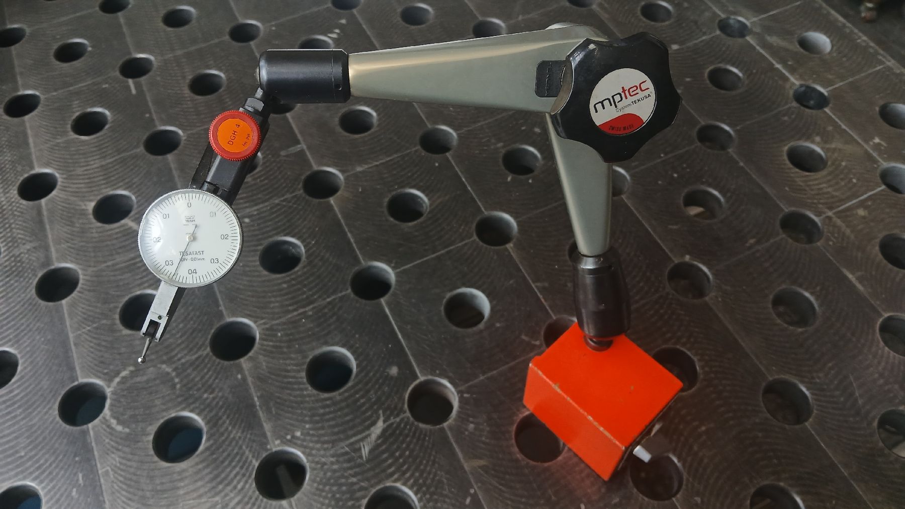 Mesurer: Messarm mit Messuhr MPTE  – D'occasion à Basel par Hmen