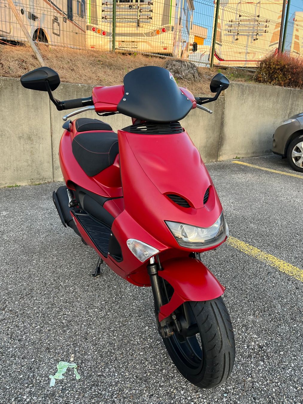 Aprilia Scooter: Scooter Aprilia SR 125 2T Expertise récente – Usato da etagnières venduto da isoz01 1