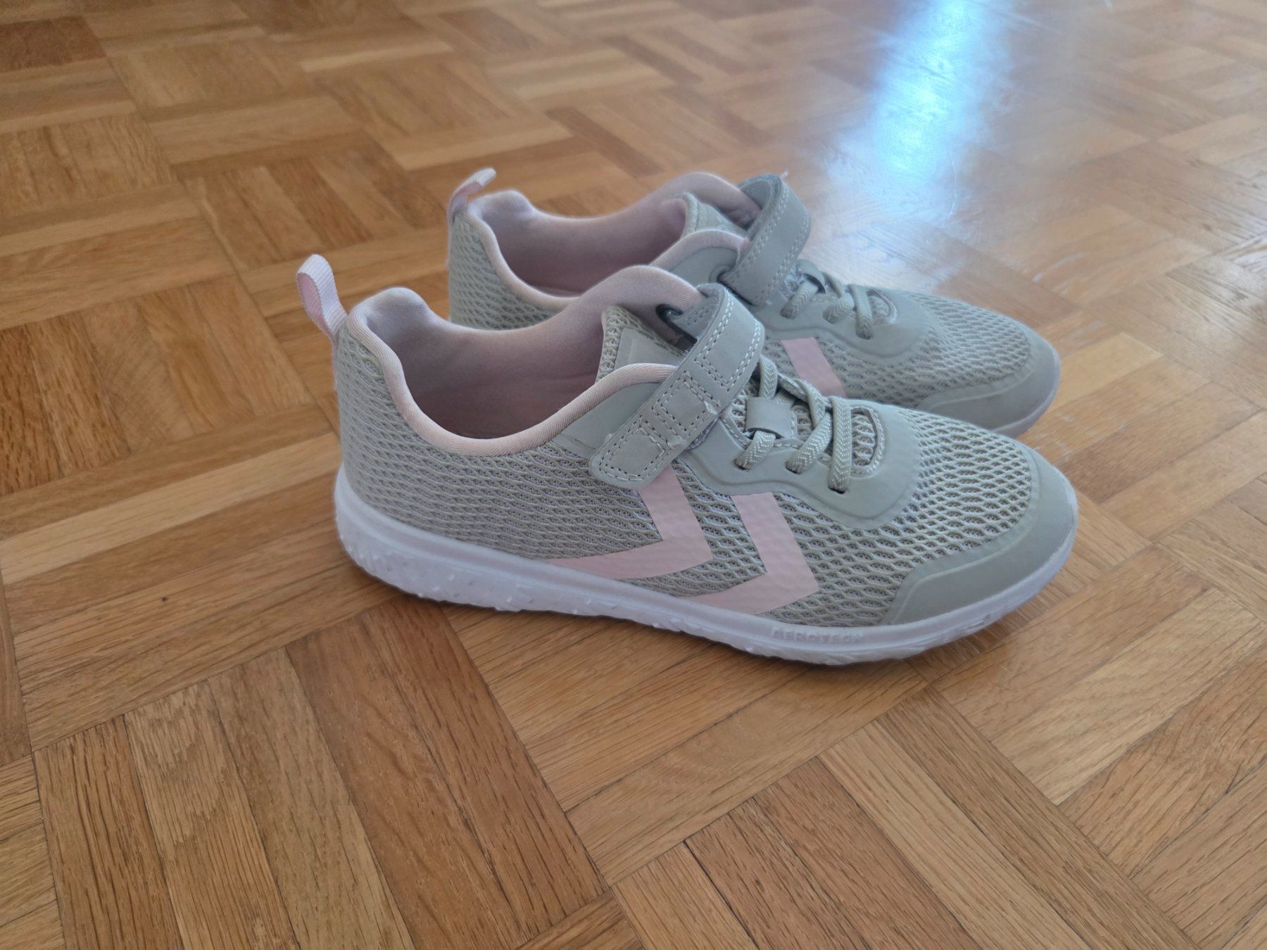 Hummel Scarpe per ragazze: Hummel Schuhe Gr. 36 – Usato da Rudolfstetten venduto da anjam81