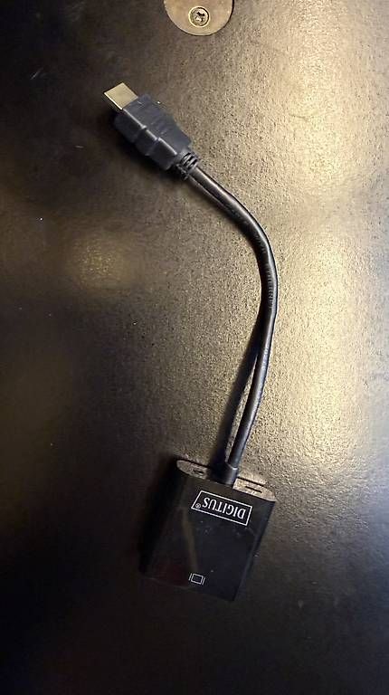 Adattatori: HDMI auf VGA Adapter – Usato da Zürich venduto da Schlumpf_fs