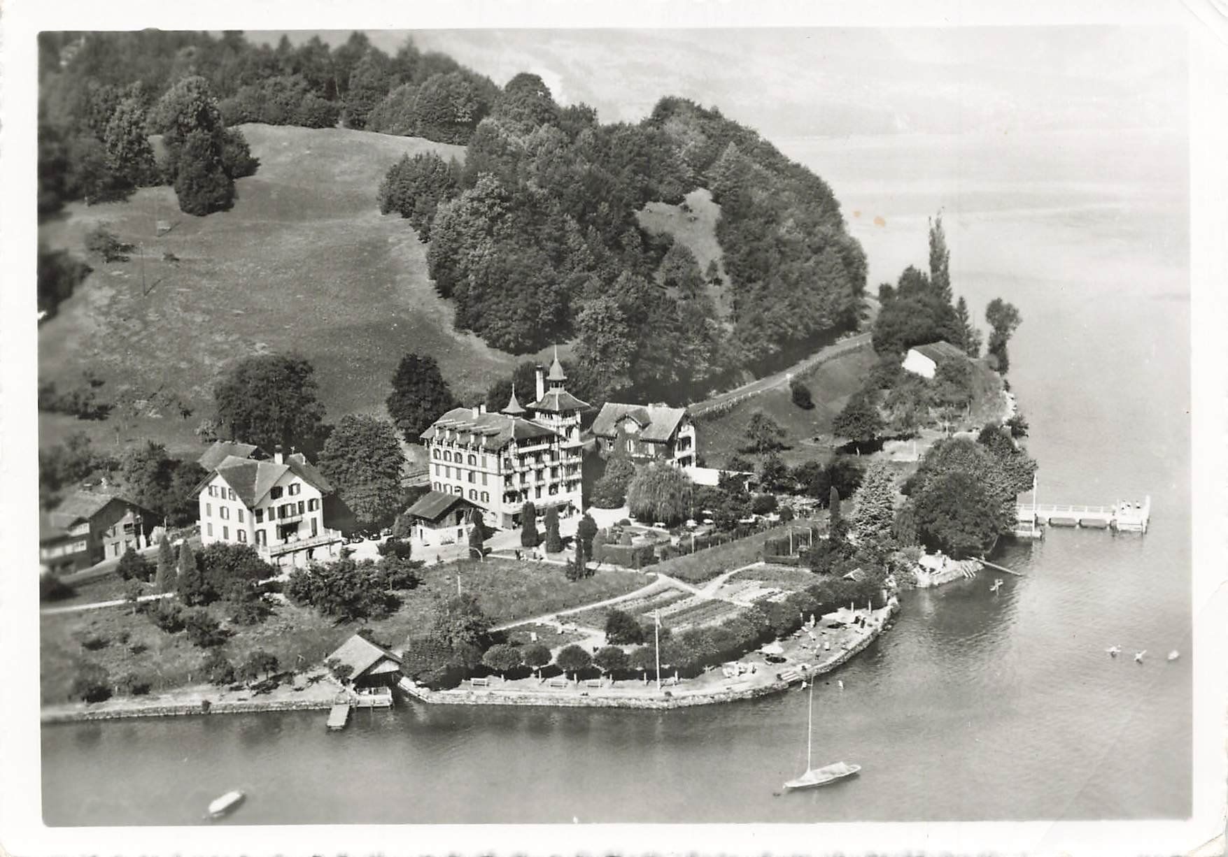 Cartoline postali: Strandbad Hotel du Lac Därlige Thunersee – Usato da Schwyz venduto da Seffi56
