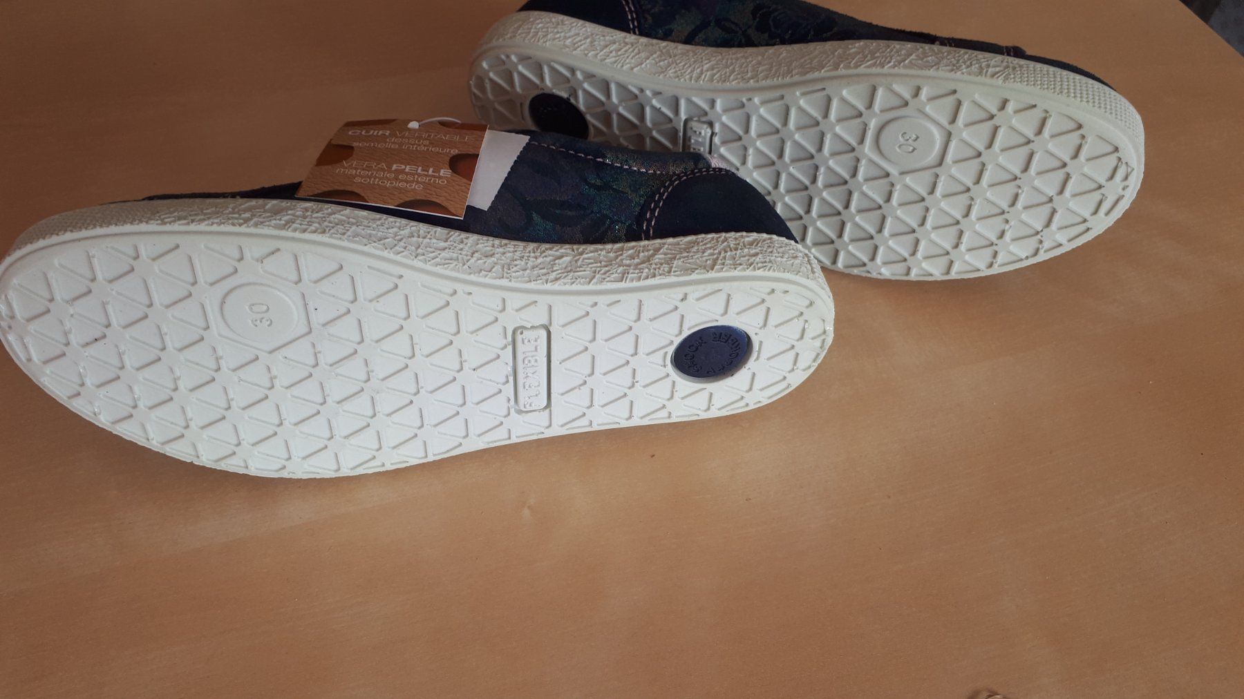 Scarpe per ragazze: Halbschuhe Gr 30 Twisty neu – Nuovo (secondo la descrizione) da Steg im Tösstal venduto da martinkreisl 2