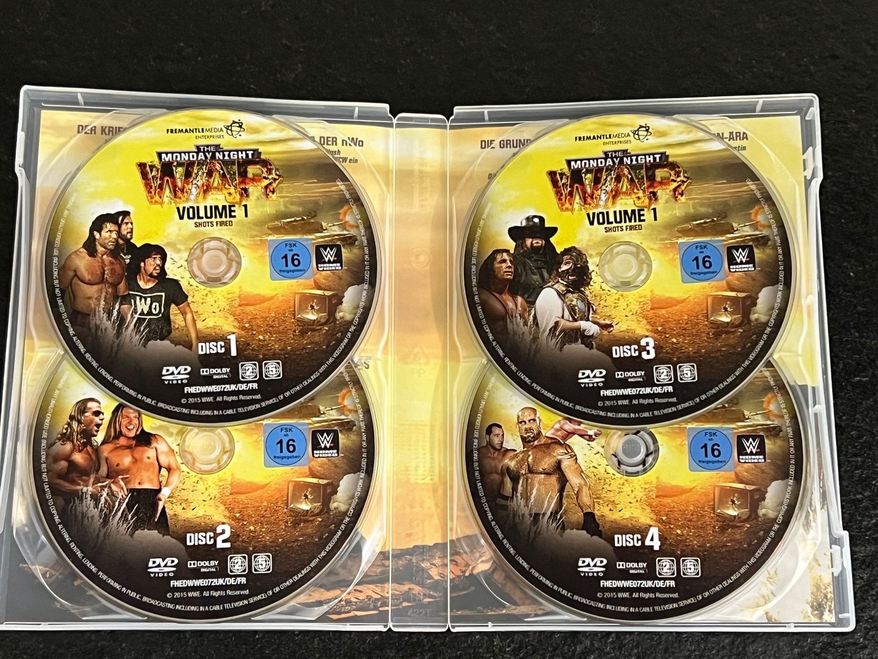 Tutti i DVDs: WWE Monday Night War - Vol.1 – Nuovo (secondo la descrizione) da Altstätten SG venduto da sheamus 2