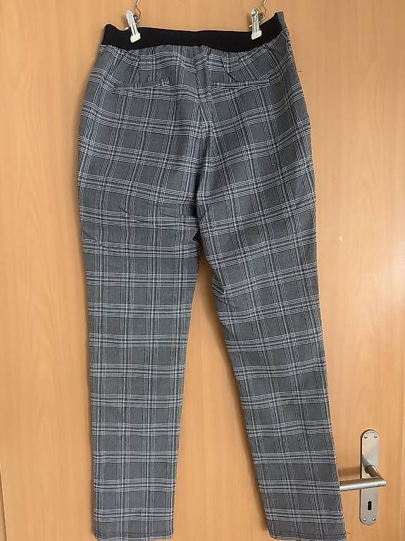 Pantaloni: Karierte Anzugshose Grösse L – Nuovo e nell'imballaggio originale da Alterswilen venduto da mur_x9pn 1
