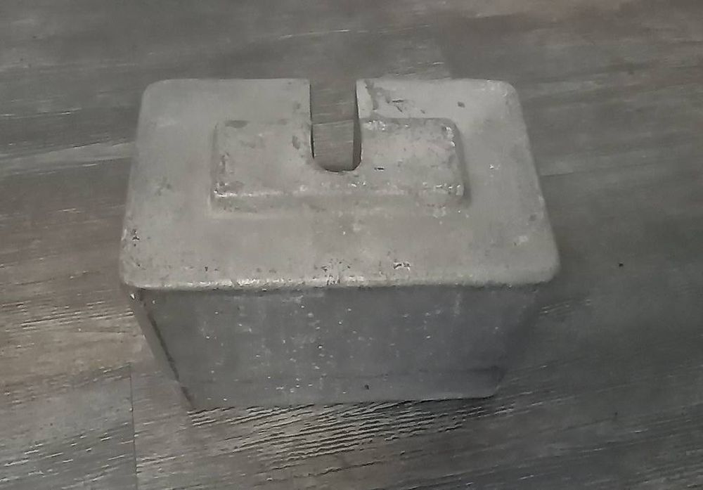 Minerali & Pietre curative: 2 Gewichtssteine (ca. 20 - 30 kg pro Stein) – Usato da Jona venduto da Guhlmario