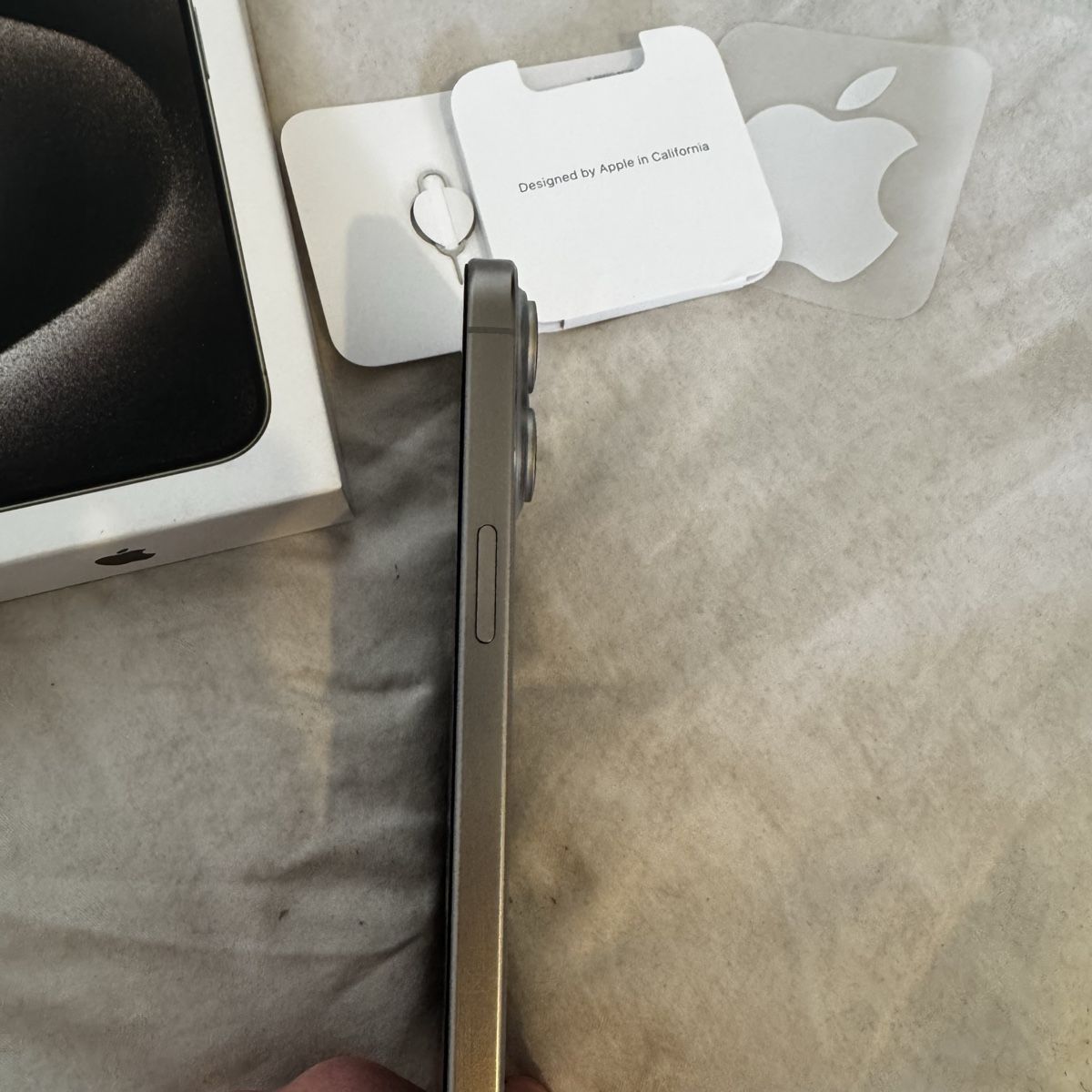 Apple Telefoni cellulari / Smartphones: Iphone 15 pro 128Gb – Usato da Cham venduto da Dzhurswitz 2