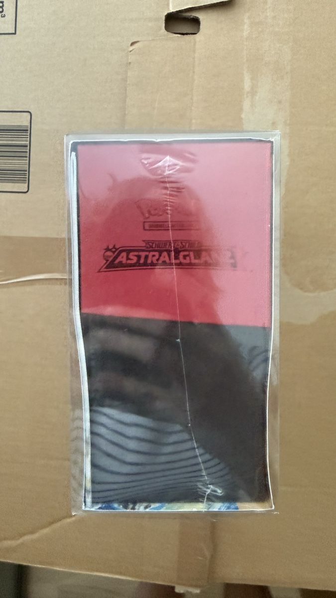 Pokémon Carte collezionabili: Pokémon Astralglanz Top-Trainer-Box – Nuovo e nell'imballaggio originale da Sulgen venduto da WhiskersAway 1