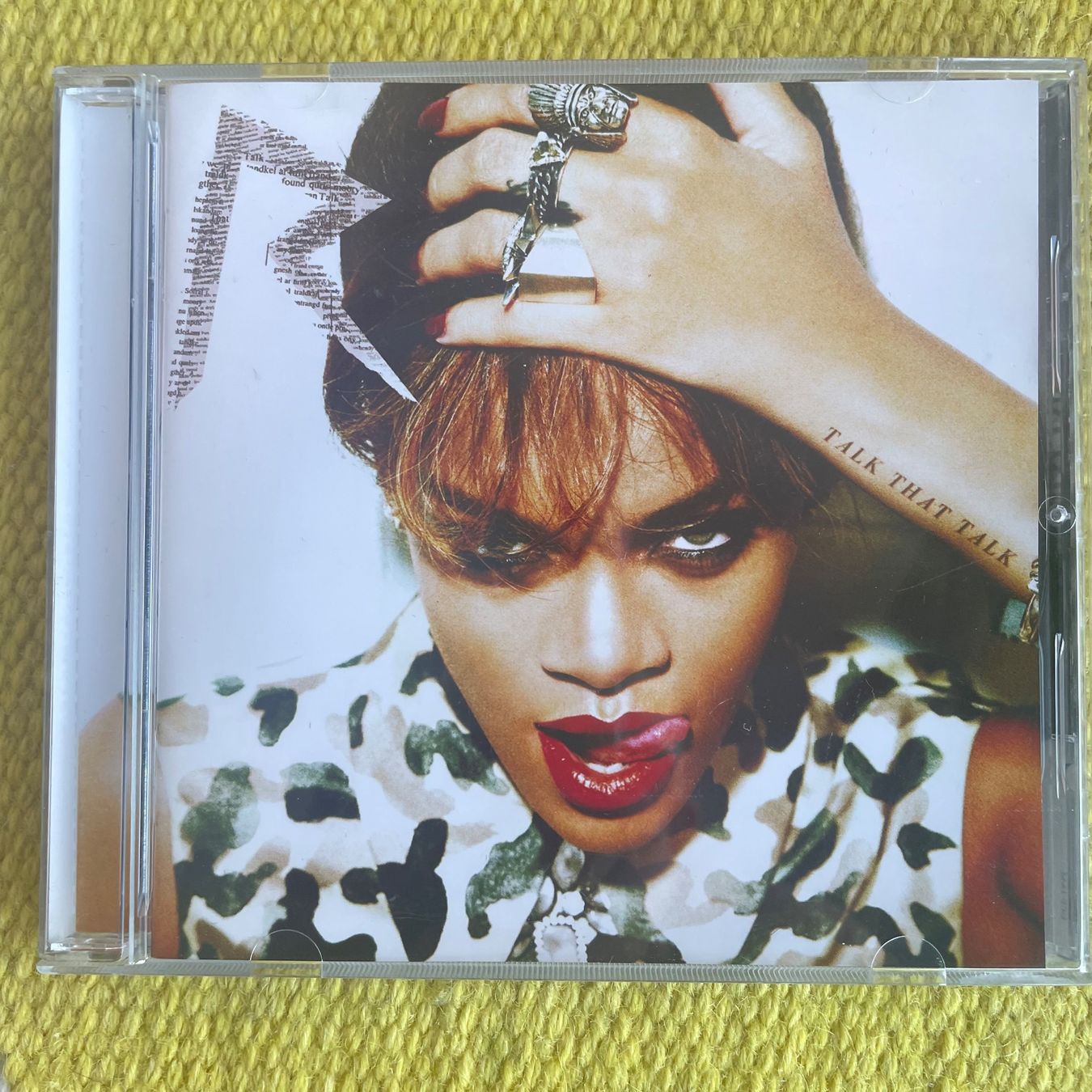 CD: RIHANNA-TALK THAT TALK – Usato da Rorschacherberg venduto da CD-Roli