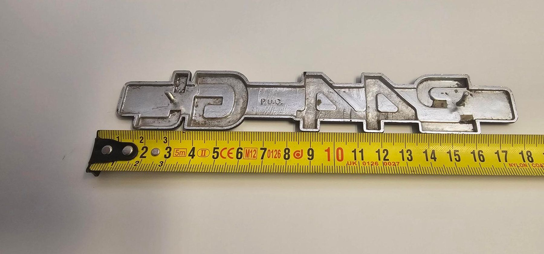 Insegne: Volvo 244 GL Emblem Schild – Usato da Reinach AG venduto da 911356 2