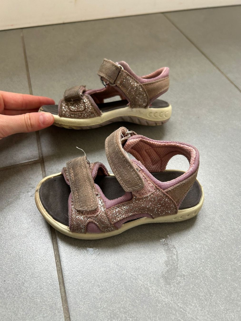 Elefanten Scarpe per ragazzi: Kinder Sandalen, Grösse 25 – Usato da Vordemwald venduto da worshipperin 1