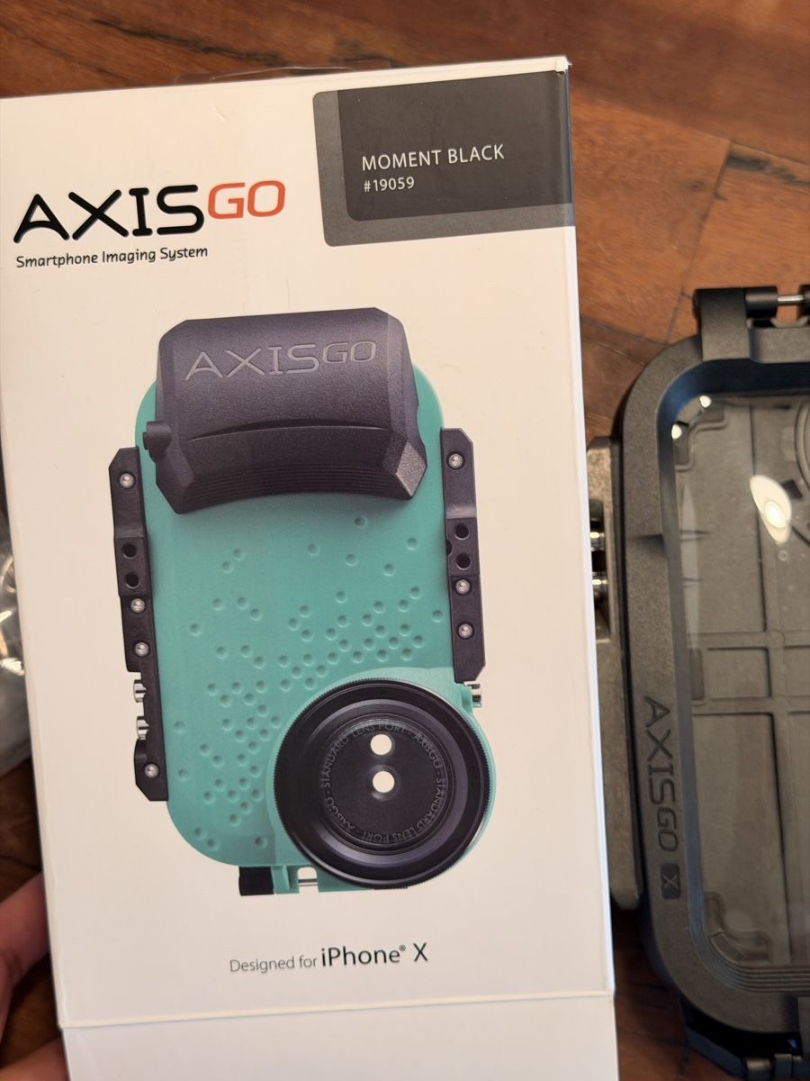 Lampade & Macchine fotografiche: AXIS Go underwater case for iPhone X – Usato da Zürich venduto da rawandworn 2