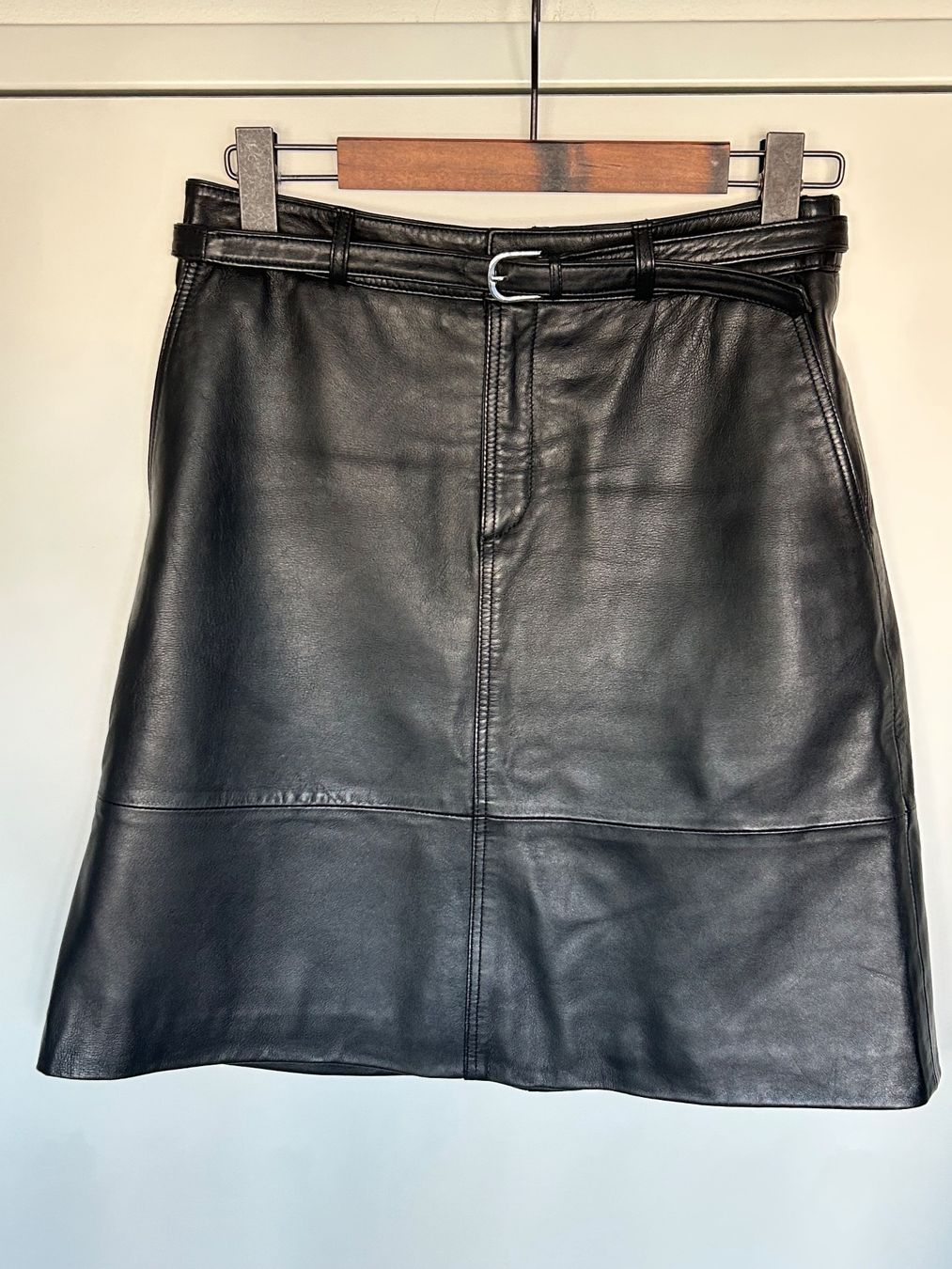 Selected Gonne: Lederrock Selected Femme – Usato da Lachen SZ venduto da Swanche77