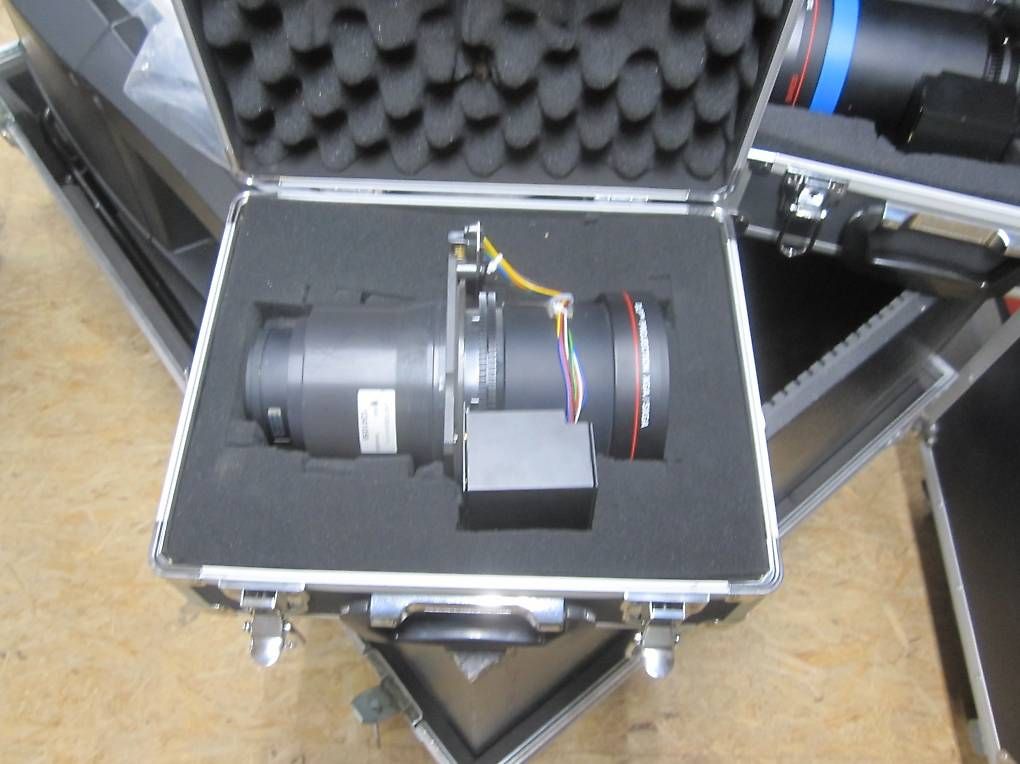 Proiettori: Barco FLM HD 20 Projector – Difettoso da Schachen LU venduto da Falco70 1