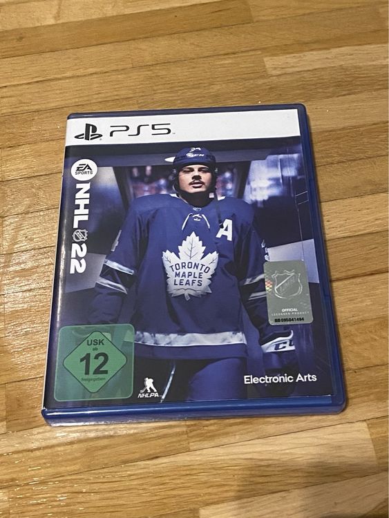 NHL 22 PS5 1