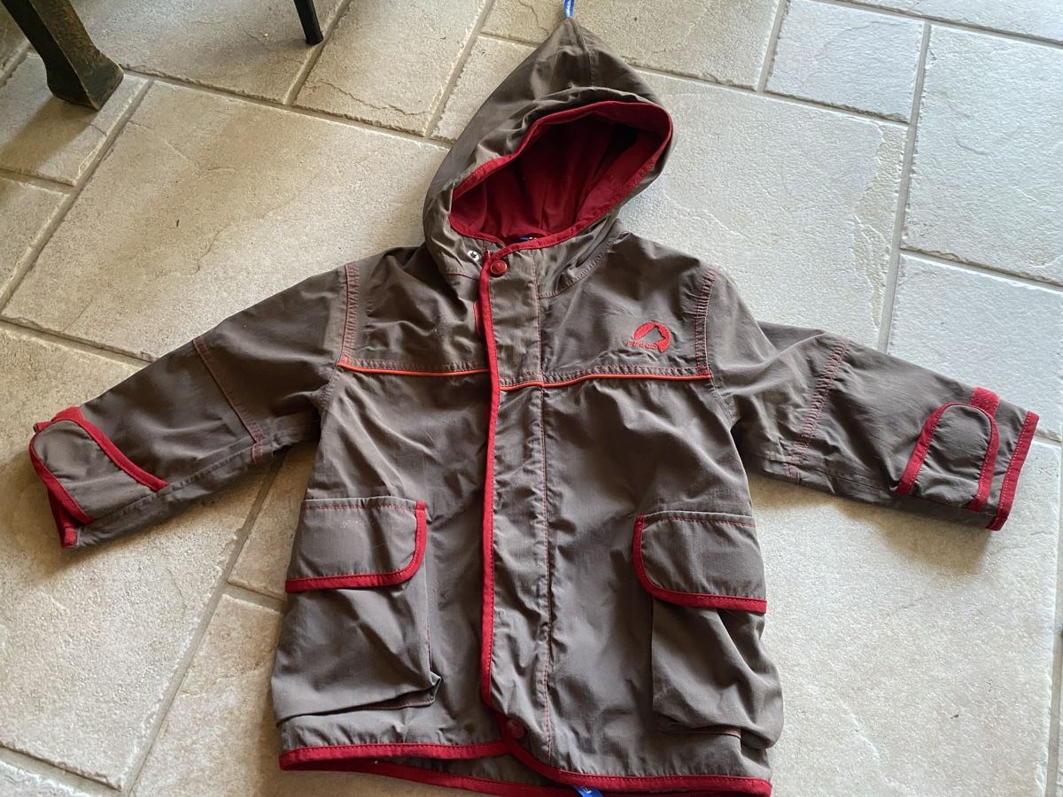 Finkid Jacken & Mäntel: Finkid Jacke Grösse 100 – Gebraucht aus Witterswil von Chivy