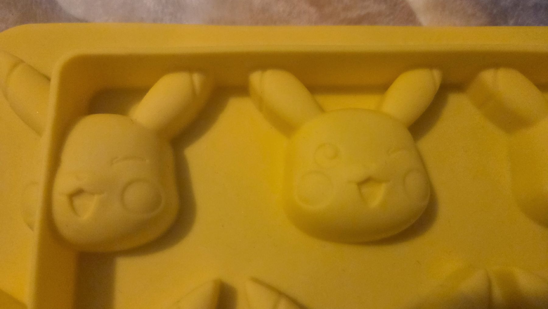Teglie da forno: Pokemon Silikonform(Abholung) – Usato da Luzern venduto da Selina030 4