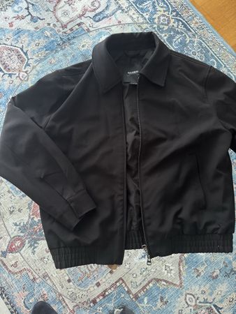 Schwarze bomber jacke