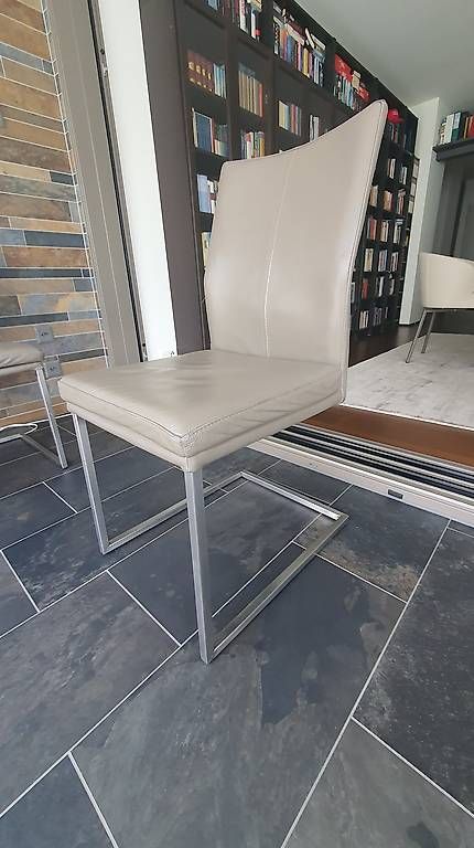 Sedie: Moderne , graue Lederstühle, 4 Stück – Usato da Meilen venduto da Na.Interior