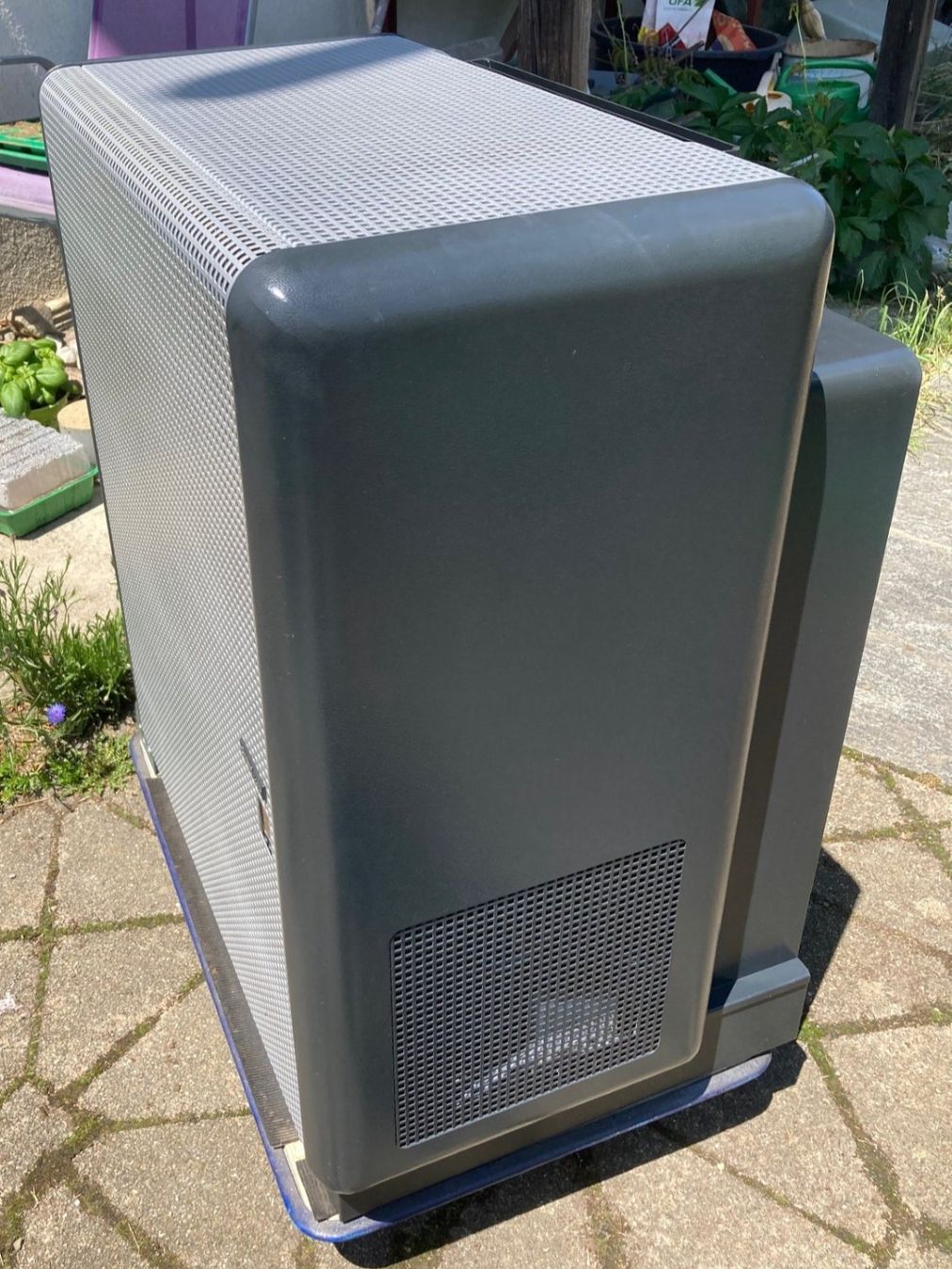 Sibir Radiatori: Sibirtherm Digital N08 Standmodel – Usato da Hondrich venduto da Uurma 1