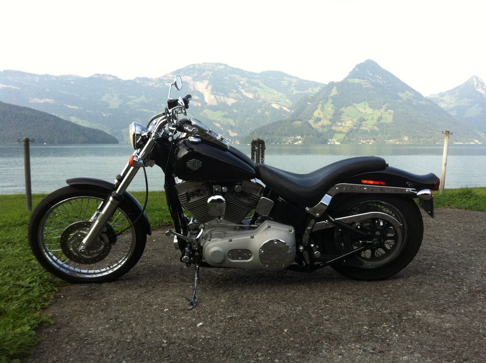 Harley-Davidson Chopper: 2000 HD SOFTAIL FXST – Gebraucht aus Buochs von 49er 1