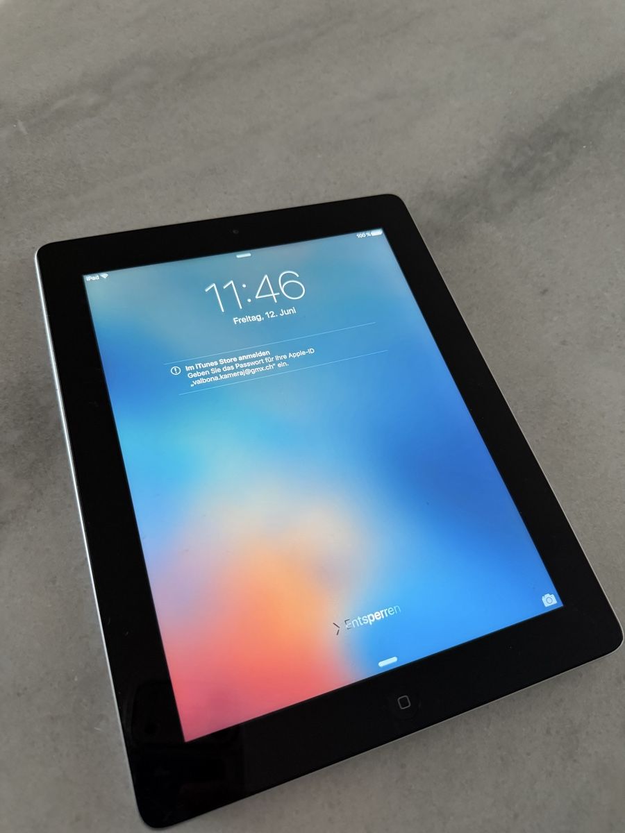 Apple Tablet PC: iPad Air 2 16GB Wifi Silbern – Usato da Bonstetten venduto da mer_7s6y 1